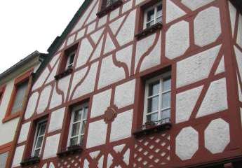 Schmuckstück an der Mosel - Bernkastel-Kues lässt grüßen