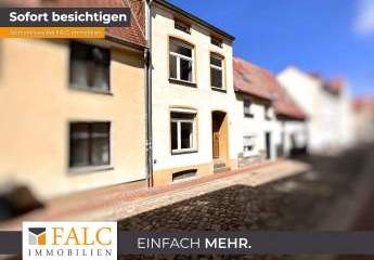 ***Historisches Fischerhaus mit Dachterrasse Blick auf Hafen und Innenhof in bester Altstadtlage***
