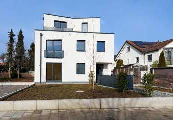 Großzügiges luxuriöses Neubau 3-Familienhaus für die ganze Familie oder als Investment am Riemer See