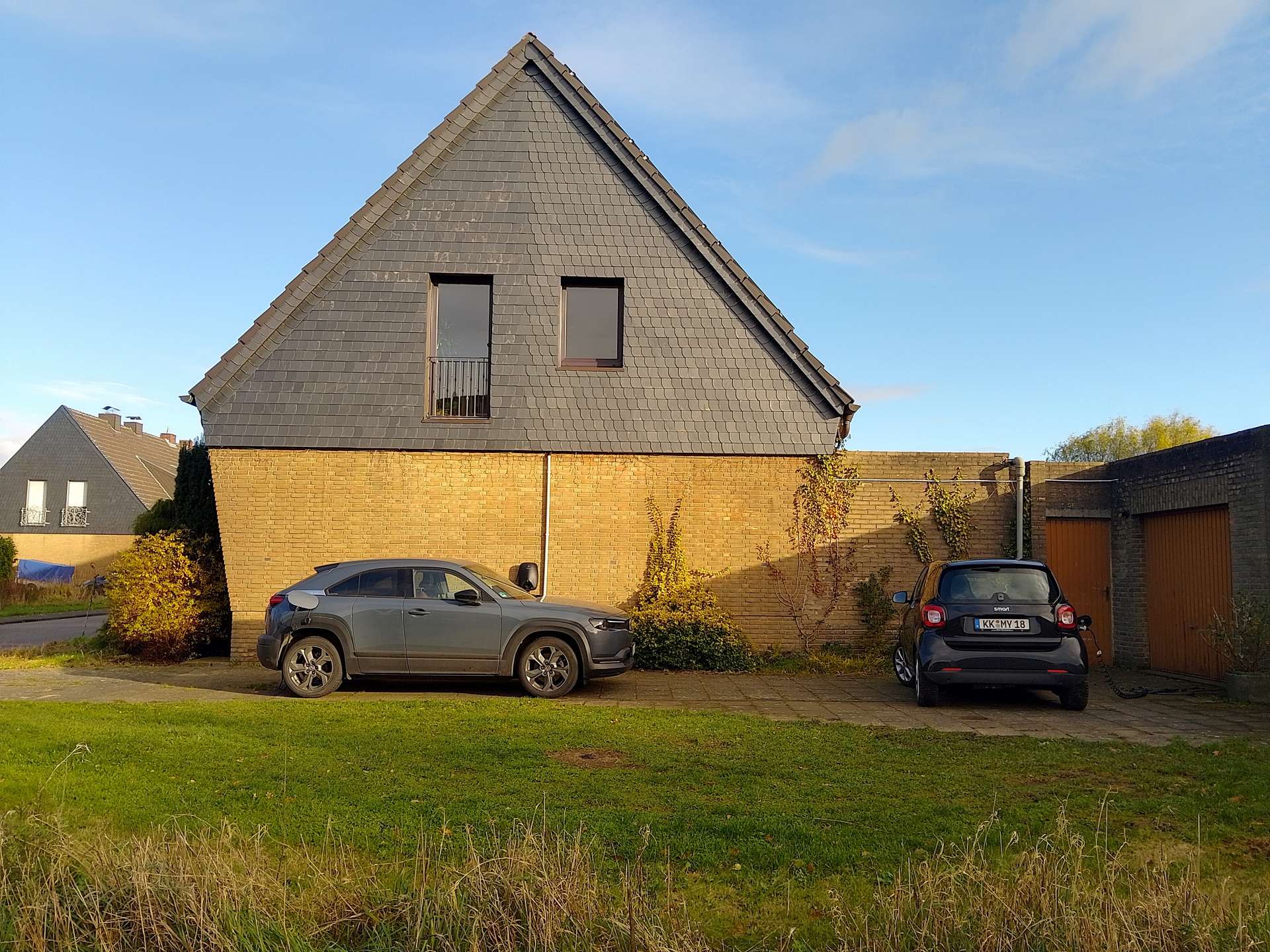 Doppelhaushälfte mit großem Garten und Photovoltaikanlage