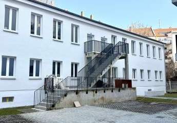 Helle 3-Zimmer Wohnung in zentraler Lage: WG geeignet, Ideales Investitionsobjekt