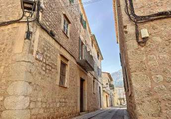 Historisches Stadthaus mit Ferienlizenz im Herzen von Sóller – Ein Juwel für Investoren