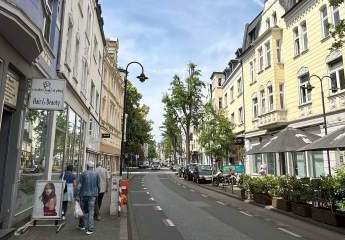 4,59 % Renditepotenzial! Top-Lage im Zentrum: Wohn- und Geschäftshaus mit guter Grundsubstanz!