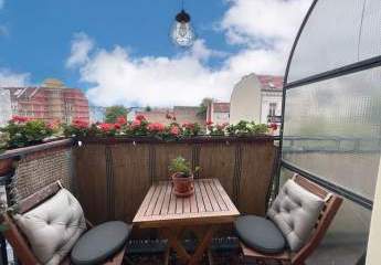Charmante 3-Zimmer-Altbauwohnung – ruhig, familienfreundlich, mit Balkon & Aufzug sofort bezugsfrei!
