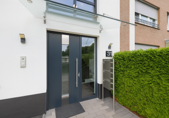 2 Wohnungen in ruhiger Lage mit Loggia & Stellplätzen – Option auf Maisonette-Verbindung