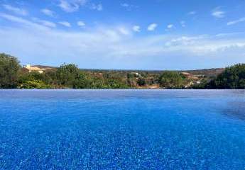 Panoramafinca mit ETV-Lizenz, Infinitypool & Gästehaus – Meerblick von Porto Cristo bis Cala Bona
