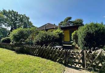 Idyllisches Einfamilienhaus am Waldrand mit großem Garten