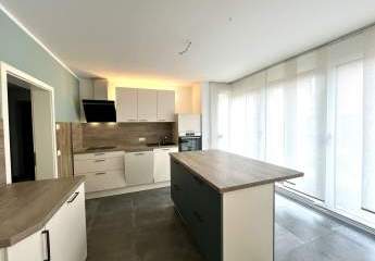 Top moderne Doppelhaushälfte in ruhiger Stadtrandlage
