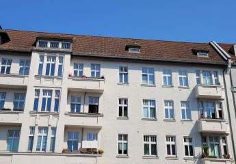 Renovierungsbedürftige 2-Zimmer-Wohnung in Berlin-Britz mit großem Potenzial