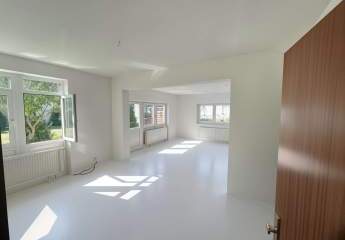 Ebenerdige Wohnung mit Terrasse und Garage in Mühlheim