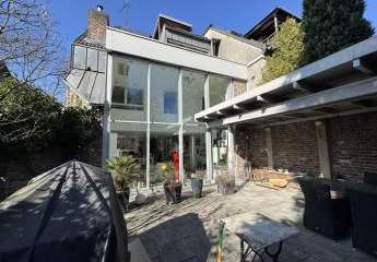 Bezugsfrei! - Modernes Einfamilienhaus mit großem Garten und Garage in Oberhausen