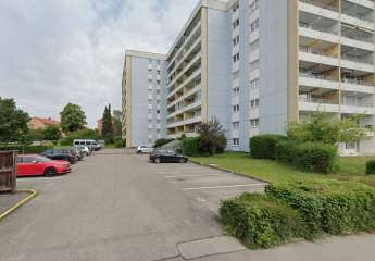 Modernes Studio mit Balkon in zentraler Lage