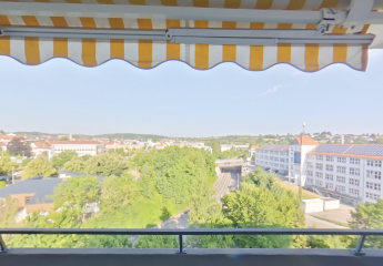 Wohnen auf der Chef-Etage, über den Dächern Balingens – mit Sonne, Stil & Stellplatz