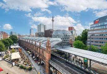 Traumhaftes 3,5-Z.-Juwel mit Fahrstuhl & Panoramablick zum Hackeschen Markt – Toplage Berlin-Mitte!