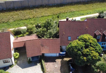 Modernes Doppelhaus mit 2 Küchen - 2 Wohnungen in Wenzenbach - Für Handwerker ein muß!