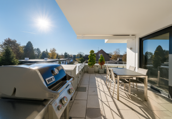 Barrierefreies, Traum-Penthouse mit Süd-Dachterrasse - 113 m2, 4 Zimmer & Aufzug + Stellplatz.