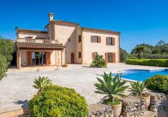 Traumhafte Finca nahe Manacor mit Weitblick!
