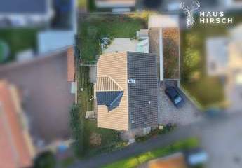 Einfamilienhaus mit Einliegerwohnung, Garten und Garage in Pforzheim-Sonnenhof
