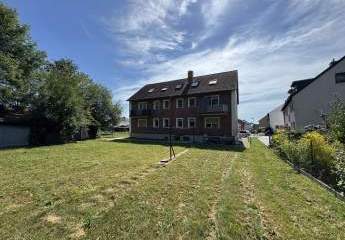 Voll vermietetes MFH mit sechs Einheiten und zusätzlichem Bauland! - Bergheim