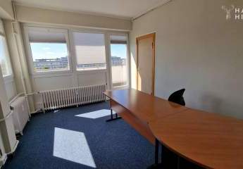 Möbliertes all inkl. Einzelbüro in netter Gemeinschaft mit Süd-Balkon