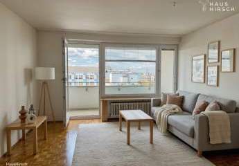 3,5-Zimmer-Wohnung mit Alpenblick, Aufzug & Loggia über den Dächern Münchens in Neuhausen