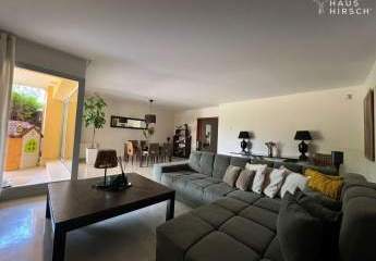 Riesige Erdgeschosswohnung mit großem Garten