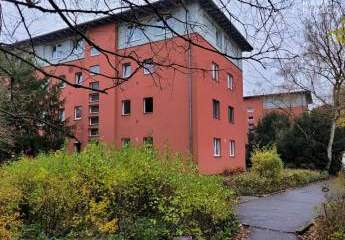 Bezugsfertiger Wohntraum in Reinickendorf: 3-Zimmer-Wohnung im Grünen mit Südbalkon und Parkplatz