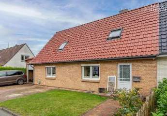 Familienidyll auf großem Grundstück