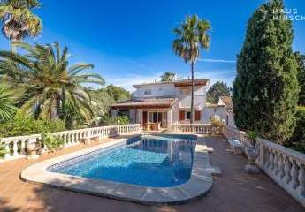 Wunderschönes traditionelles Haus in ruhiger Lage mit Pool, Sauna & Whirlpool