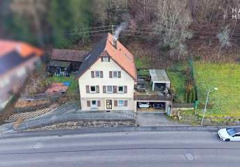 Charmantes Einfamilienhaus mit großem Garten und Doppelgarage - ideal für die Familie!