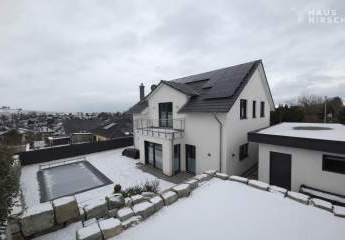 Moderner Neubau mit Pool, PV & Smart-Home auf Erbpachtgrundstück