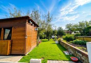 Familienfreundliches Zweifamilienhaus mit schönem Gartenparadies