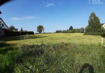 Ruhiges Grundstück in Randlage