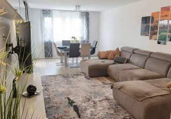 Moderne Erdgeschosswohnung mit Garten-Terrasse