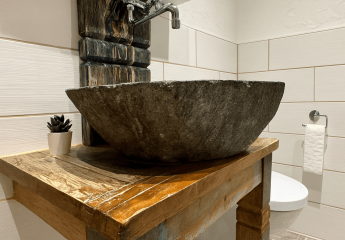 Attraktive 2‑Zimmer‑Wohnung: saniert, Klima, perfekte Lage & Garage