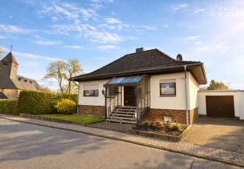 Einfamilienhaus ca. 96 m² WFL mit Wintergarten & Kaminofen auf 508 m² – ruhige Lage für Paare