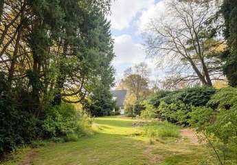 Traumhaftes Wohngrundstück mit viel Potential! Haus abrissreif!