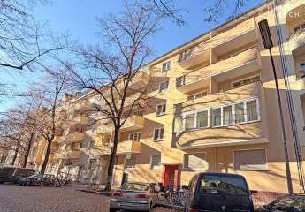 Attraktives Mehrfamilienhaus mit 13 Wohnungen und Dachgeschossausbau – Investieren in Berlin!