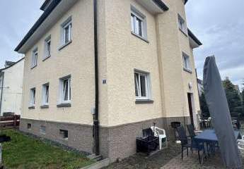 Mehrfamilienhaus für 3 Familien in zentraler Lage mit super Anbindung und stadtnahem Komfort!
