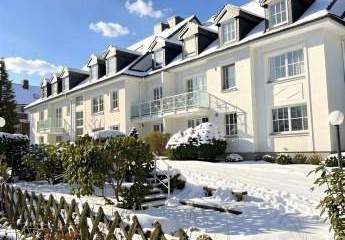 Wohlfühlambiente mit zwei Balkonen, TG Stellplatz und Sauna!