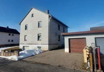 Vermietetes Einfamilienhaus mit attraktiver Rendite – Reichenbach (Oberfranken)