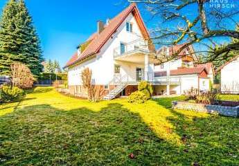 Gemeinsam zuhause. Getrennt leben in Unterföhring. Ihr Haus. Ihre Räume. Ihr Grundstück.