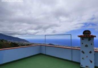 Gran casa adosada en zona tranquila con vistas panorámicas en La Orotava