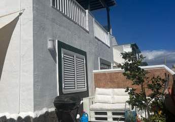 Dúplex de 3 dormitorios con vistas al mar en Costa del Silencio
