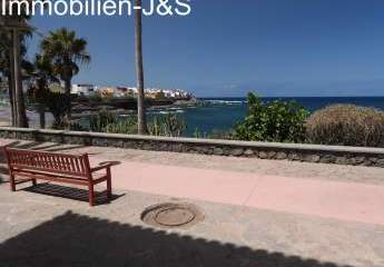 Acogedor apartamento con gran terraza en primera línea de mar con plaza de garaje