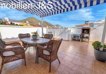 Elegante ático en esquina en la urbanización El Faro, Llano del Camello