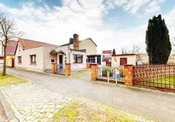 Provisionfrei! Schnäppchen, Einfamilienhaus sofort zum Einziehen, auch Gewerbe möglich.