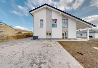 Neubau - Doppelhaushälfte (150 m²), Luft-Wärmepumpe, Garten & Terrasse – jetzt einziehen!