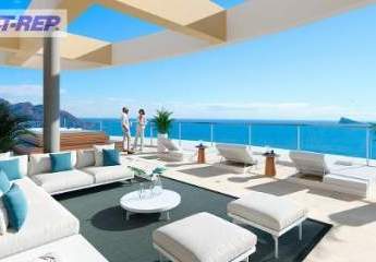 Maisonette-Wohnungen mit 3 Schlafzimmern, 3 Bädern, Klimaanlage, Fußbodenheizung in der ganzen Whg, Kfz-Stellplatz und Meerblick nur 100 m vom Strand