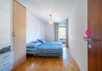 Hell, praktisch, sofort bezugsbereit – 2-Zimmer-Wohnung mit Doppel-Balkon in Parsch.